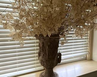 Classical Style Urn Planter