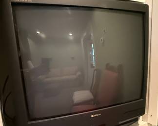 Quasar Crystal Vision Series CRT Television