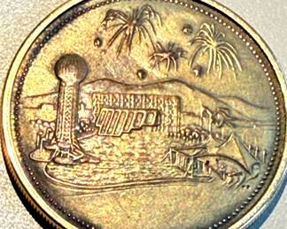 1982 World's Fair Knoxville Tennessee Commemorative Pendant