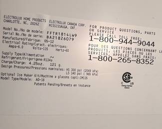 Frigidaire FFTR1814LW Refrigerator