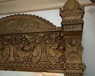 Giltwood Neoclassical Style Mirror