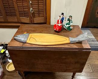 Trifolding Table