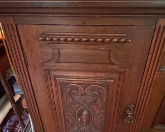 Victorian Walnut Sideboard with Mirror