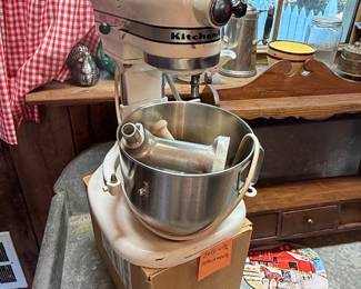 KitchenAid K5-A Hobart Stand Mixer