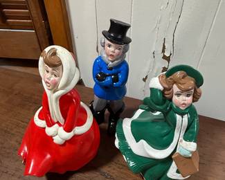 Vintage Ceramic Carolers Figurines - Holland Mold