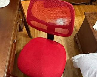 Red Mesh Task Chair