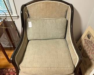 Ethan Allen-style chair