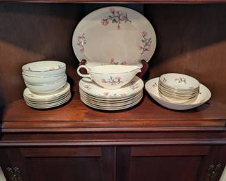 Homer Laughlin China Set