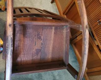 Vintage rocker bottom