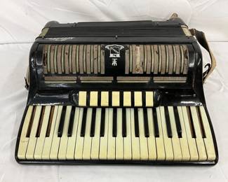 Vintage Noble Accordion, Black Finish, 16×7 Inches