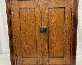 Hanging Oak Cabinet with Scalloped Trim and Double Doors, 25in x 34in