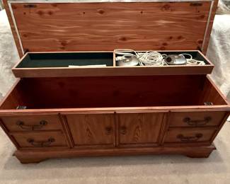 Powell "Nostalgic Oak" Storage Chest Bench