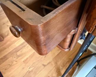 Singer Sewing Machine Table