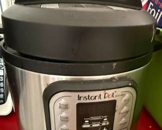Instant Pot Duo Mini 7-in-1 Electric Pressure Cooker
