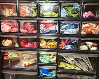 Embroidery Floss Organizer with Assorted Floss
