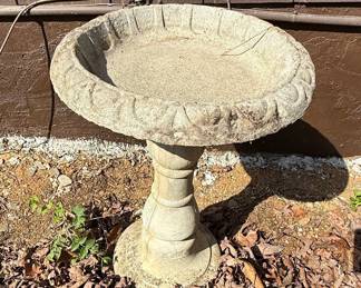 Concrete Pedestal Bird Bath