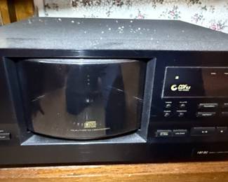 Pioneer PD-F908 Compact Disc Player & CT-WM77R Cassette Changer