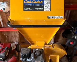 Cub Cadet CS 3310 Chipper Shredder