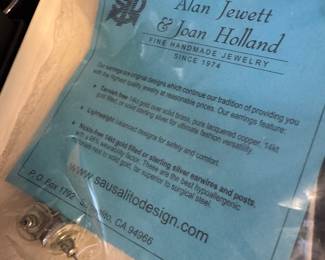 14k gold siliver plated earrings 