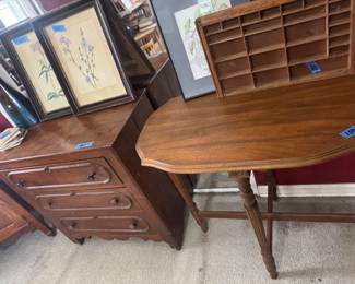 Antique walnuts dressers small w caster wheels in great shape  beautiful side table 