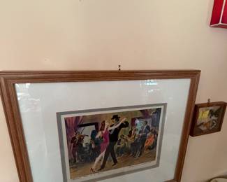 Lots of great vintage frame prints