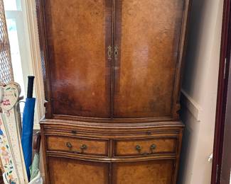 1950’s Georgian dry bar/beverage cabinet 