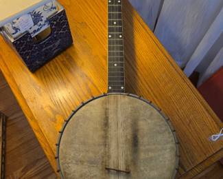Early 1900s Vega 5 string banjo