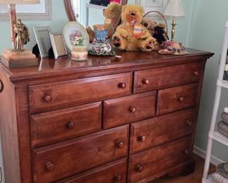 Wood dresser 