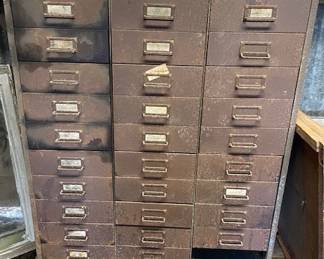 multi drawer cabinet