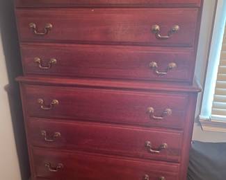7 drawer highboy dresser (possibly Dixie Furniture)