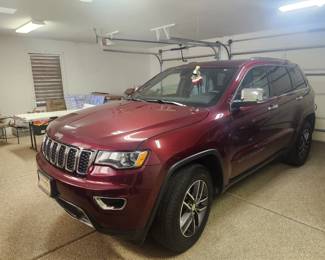 2018 Jeep Grand Cherokee 73,000 miles