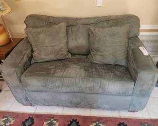 Hid-abed sofa 52 x 36