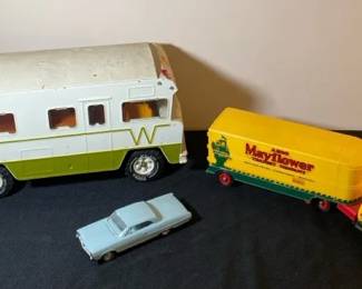 Kids Toy Vehicle Lot  Tonka Indian Winnebago Plastic Car And Mayflower Moving Truck
