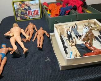  02 Kenner Star Wars 1977 Figures  Han Solo  Chewbacca Obi Wan  1964 G.I Joe  Mego Figures  Batman