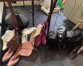 Cowboy boots sizes 6.5-7