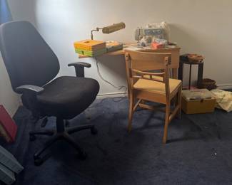 National sewing machine and office chair