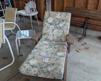 Lounge Lawn Chair