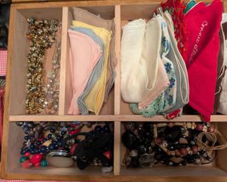 vintage handkerchiefs 