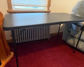 4' Folding Table