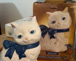 Vintage Cat Cookie Jar