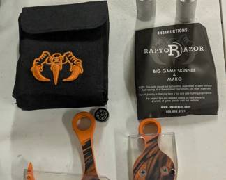 RaptoRazor Big Game Skinner & Mako Combo