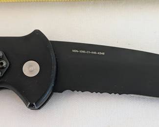 Benchmade Bali-Song Knife (NSN-1095-01-446-4348)