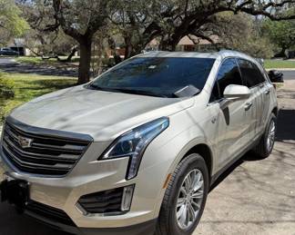 2017 Cadillac XT5 - 26,000 miles