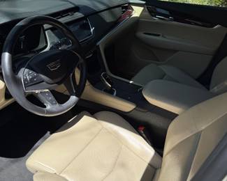 2017 Cadillac XT5 - 26,000 miles