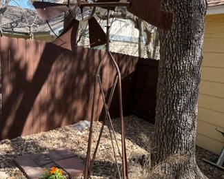 Metal Yard Windmill