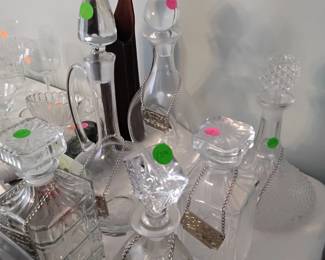 Liquor decanters