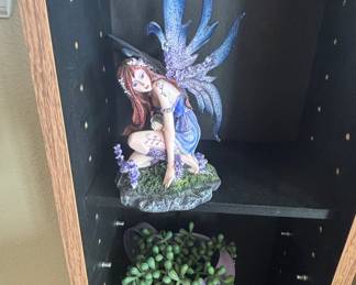 Fairy Cottage Figurine with Fairy - Exhart "Solar Whimsical Tree Trunk Fairy Cottage Garden Statue"