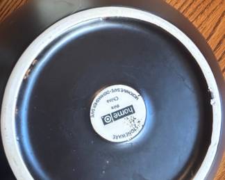 HomeGoods Stoneware Serving Bowl