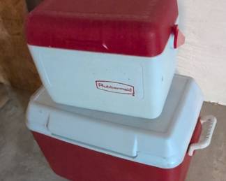 Rubbermaid Cooler Set