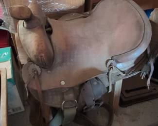 Vintage Western Saddle